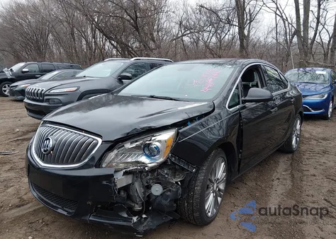 2013 Buick Verano Premium Group из США, поврежденный, VIN 1G4PT5SV7D4172001